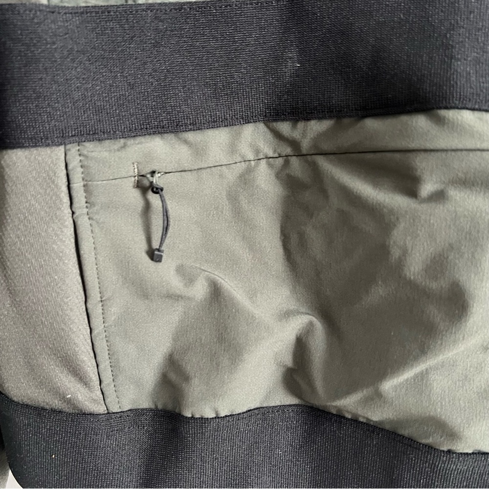Adidas Gray Ribbed Jacket - Picture 11 of 14